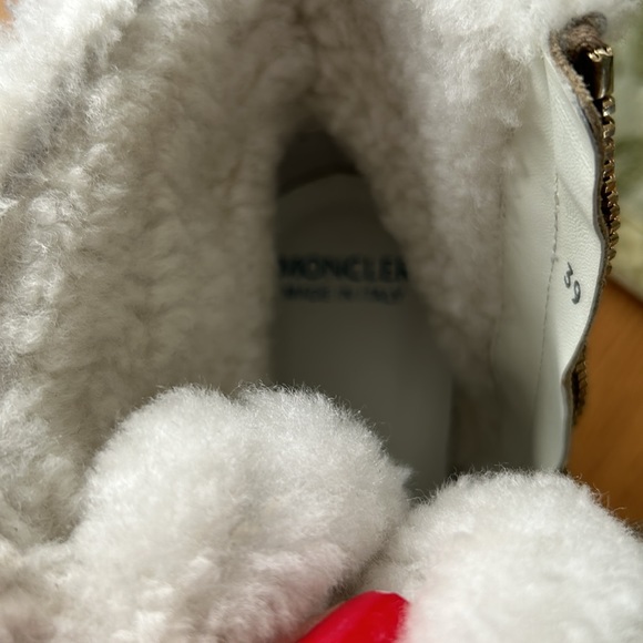 COPY - Moncler booties - Picture 5 of 8